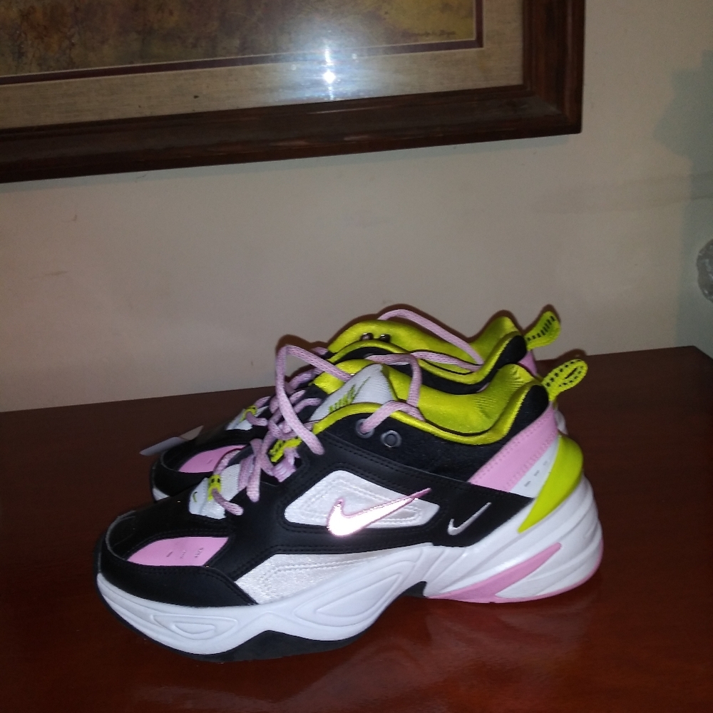 Nike M2K Tekno